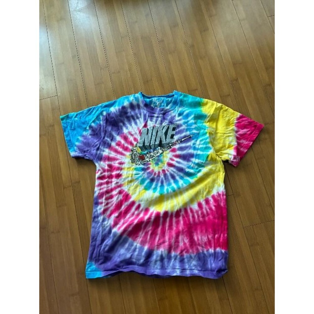Nike Skeleton Basketball Tie Dye Exploration Swoosh Tee - Men's Medium